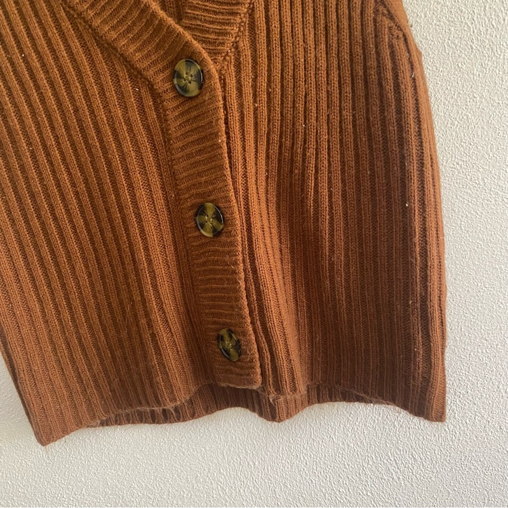Major Label Brown Ribbed Knit Vest - Picture 4 of 7